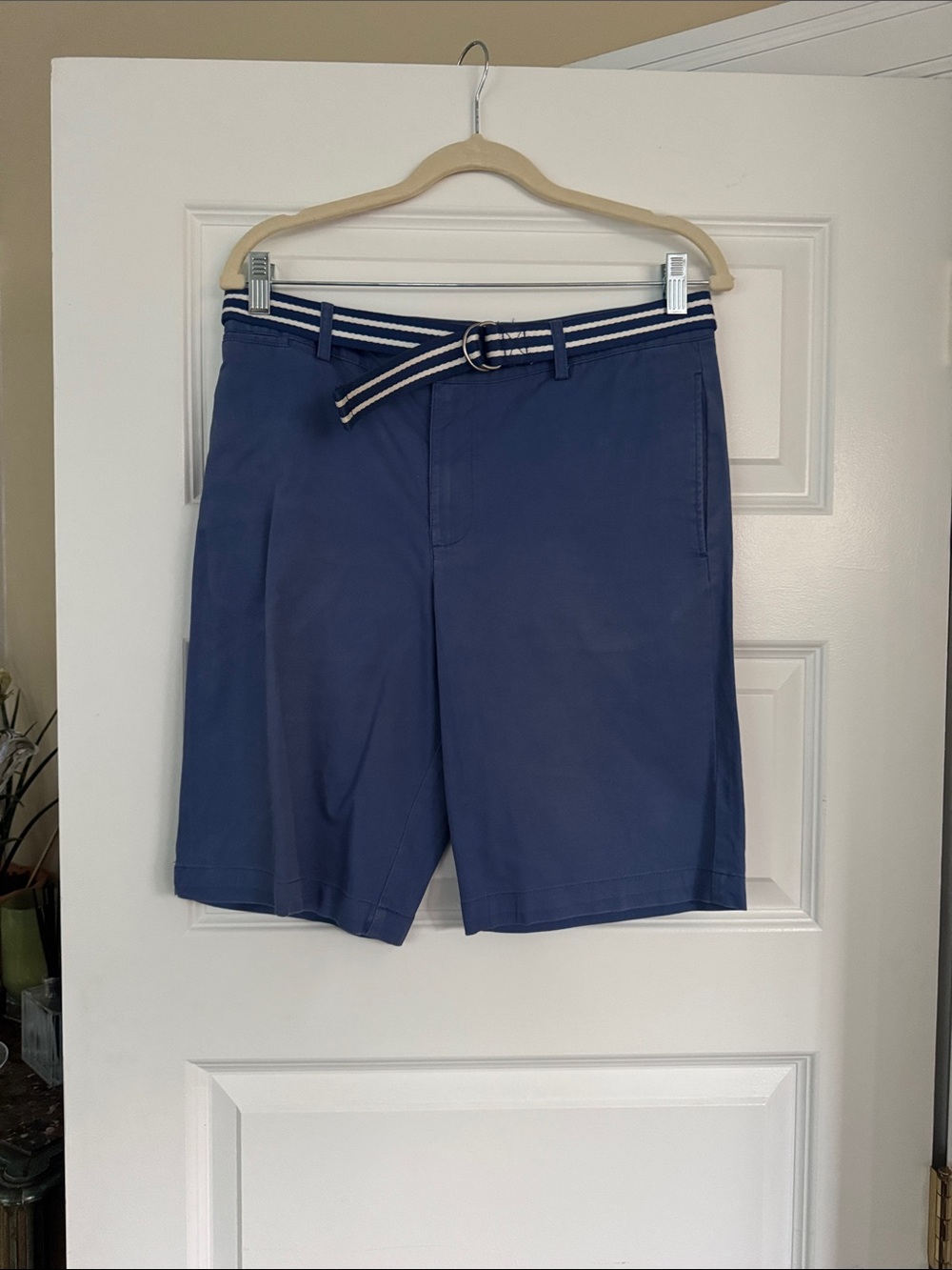 Polo. Ralph Lauren. Boys 20. Looks great. Belt included.